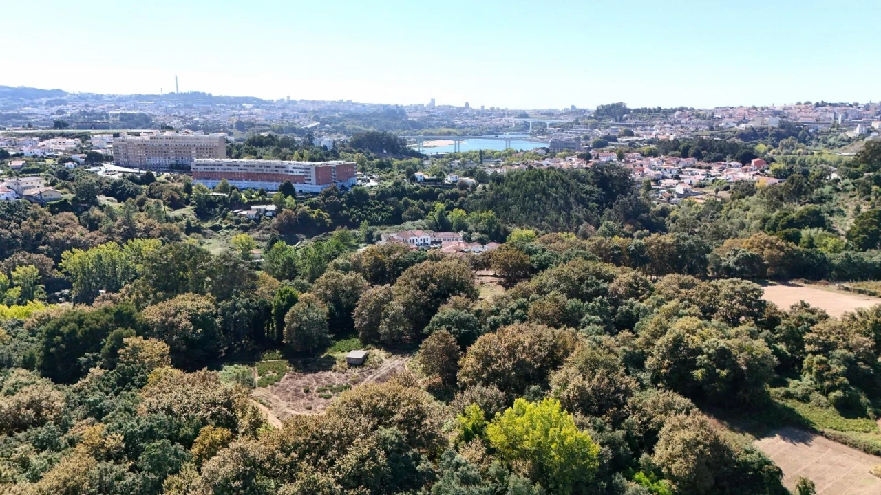 Moradia T3 para Venda em Campanhã Foto 35