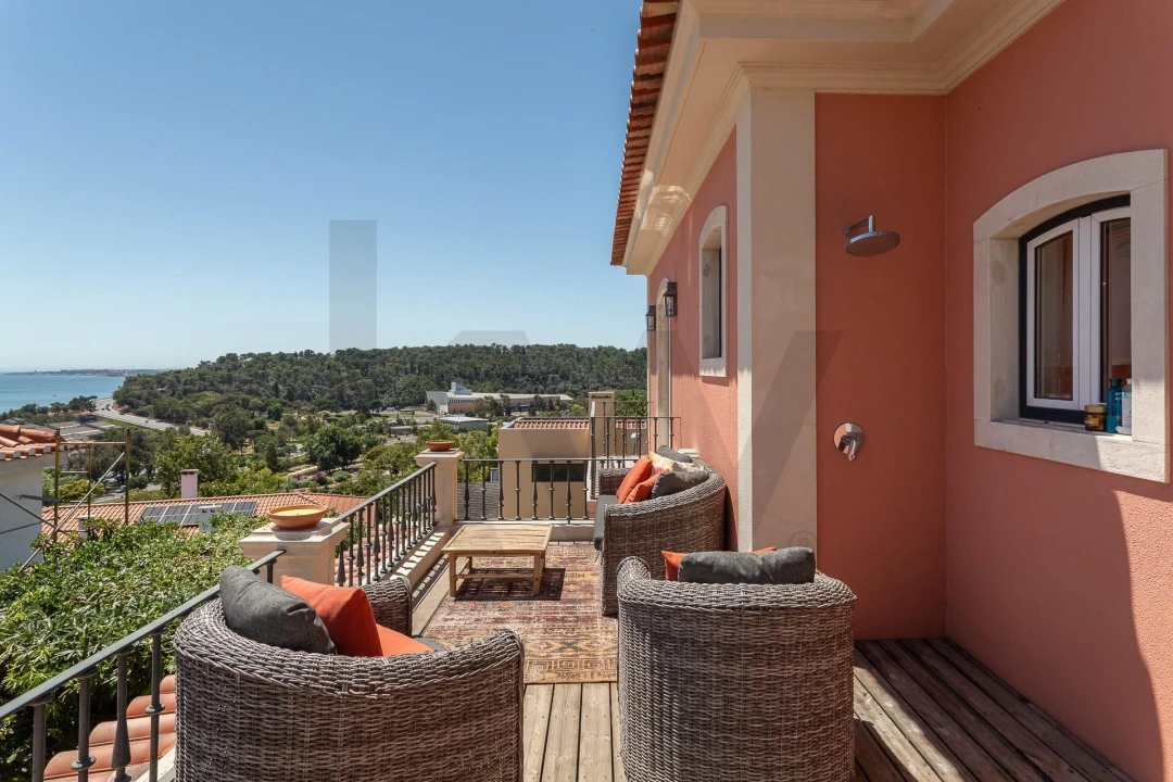 Moradia T5 para Arrendamento em Algés, Linda-A-Velha e Cruz Quebrada-Dafundo Foto 44