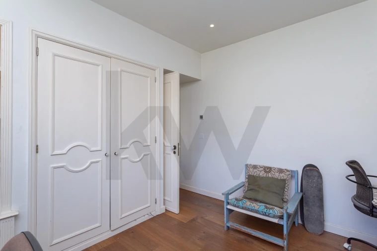 Moradia T5 para Arrendamento em Algés, Linda-A-Velha e Cruz Quebrada-Dafundo Foto 47