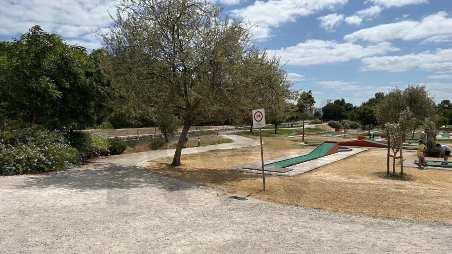 Moradia T5 para Arrendamento em Algés, Linda-A-Velha e Cruz Quebrada-Dafundo Foto 71