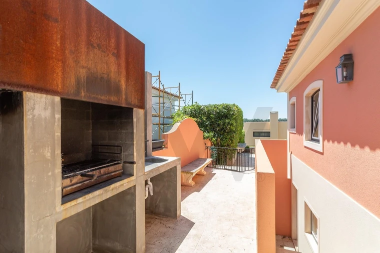 Moradia T5 para Arrendamento em Algés, Linda-A-Velha e Cruz Quebrada-Dafundo Foto 61