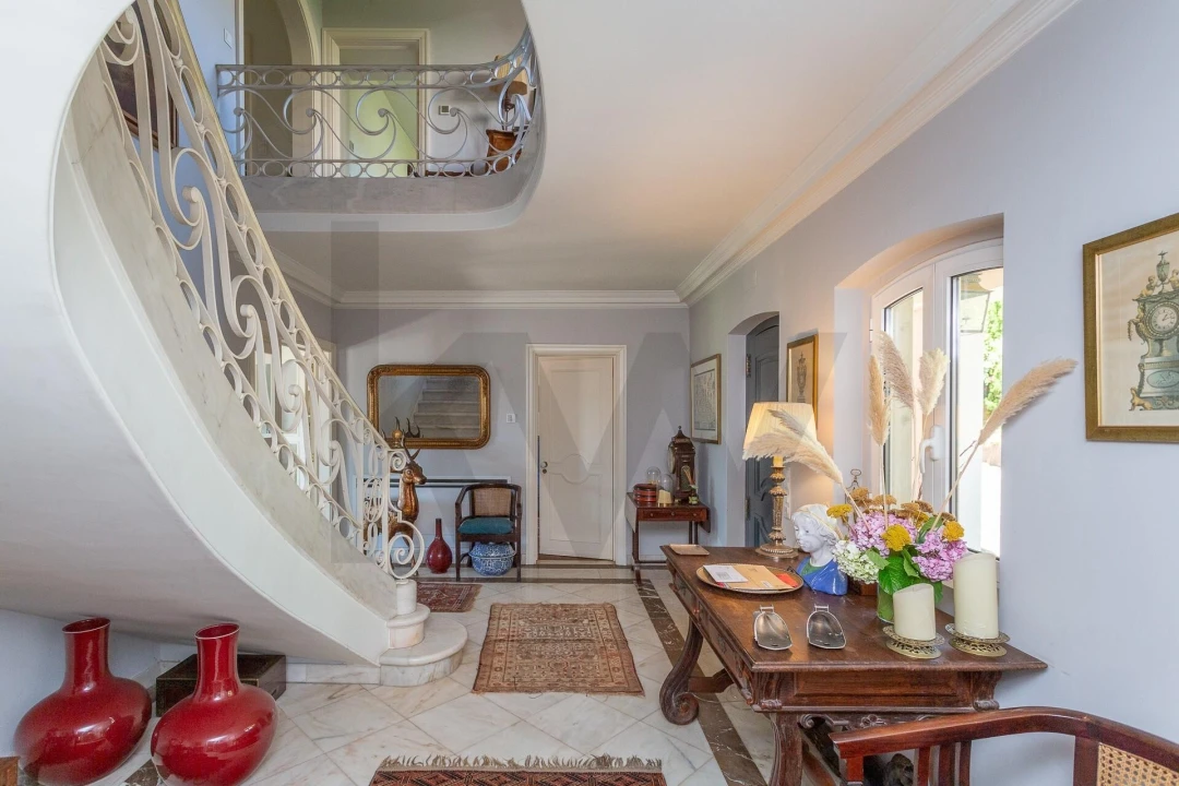 Moradia T5 para Arrendamento em Algés, Linda-A-Velha e Cruz Quebrada-Dafundo Foto 6