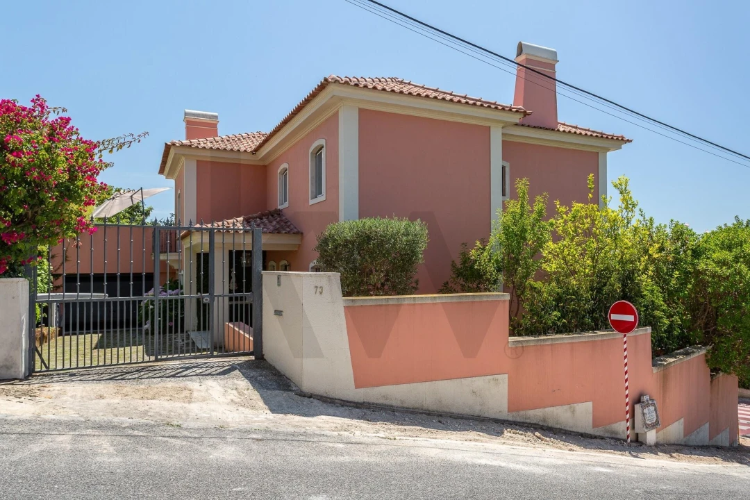 Moradia T5 para Arrendamento em Algés, Linda-A-Velha e Cruz Quebrada-Dafundo Foto 3