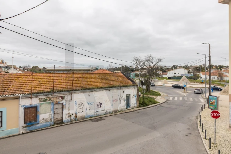 Prédio para Venda em Barreiro e Lavradio Foto 32