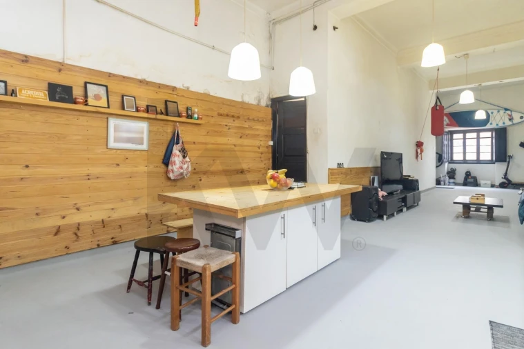 Prédio para Venda em Barreiro e Lavradio Foto 8