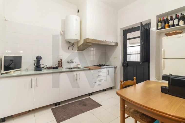 Prédio para Venda em Barreiro e Lavradio Foto 17