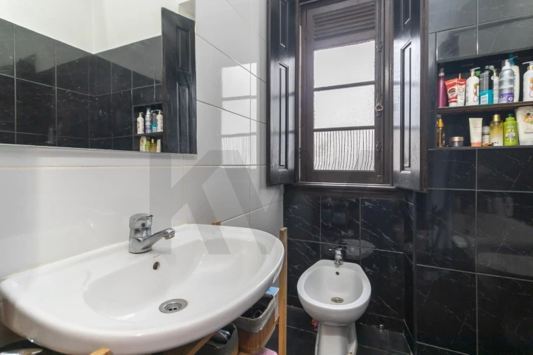 Prédio para Venda em Barreiro e Lavradio Foto 14