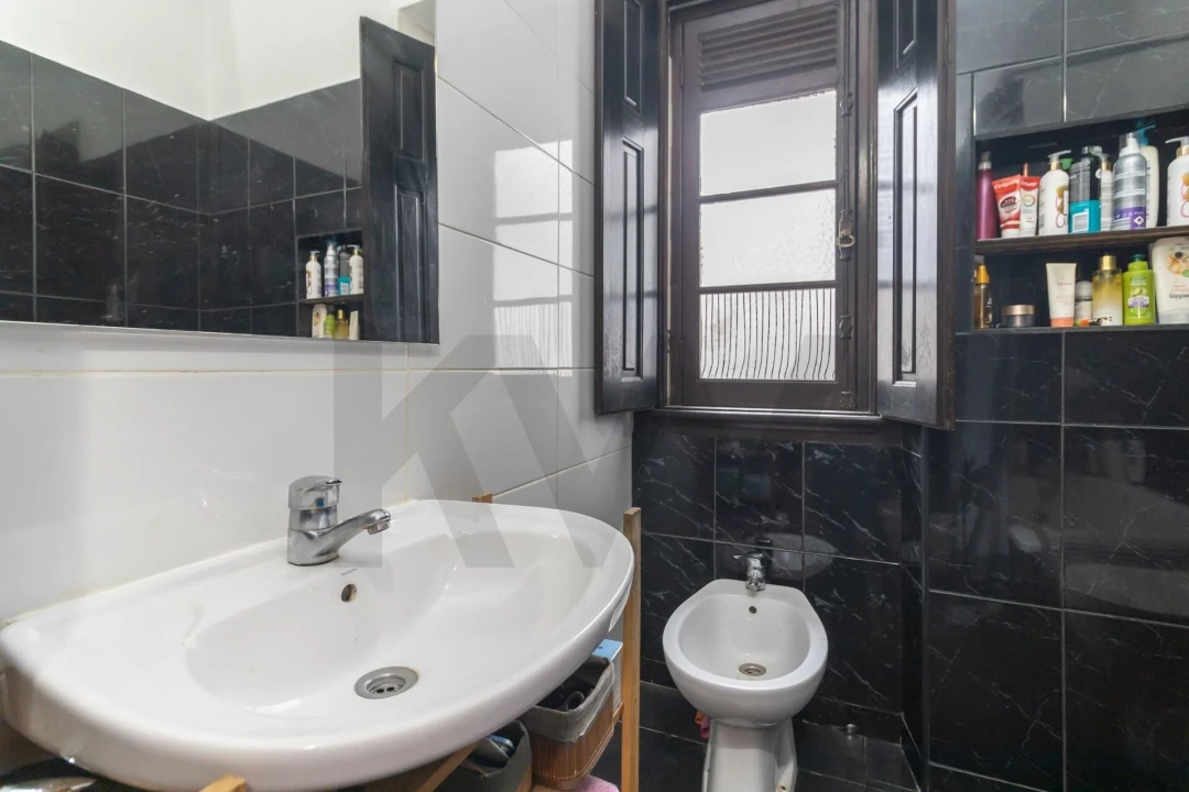 Prédio para Venda em Barreiro e Lavradio Foto 14