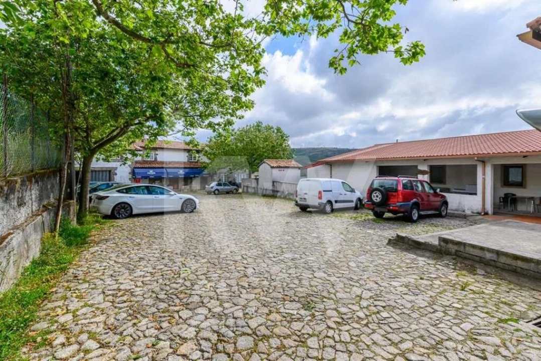 Negócio para Venda em Rio Douro Foto 9