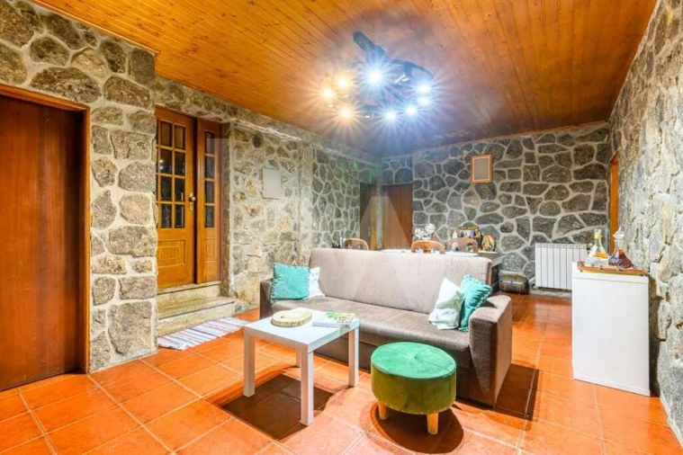 Negócio para Venda em Rio Douro Foto 32