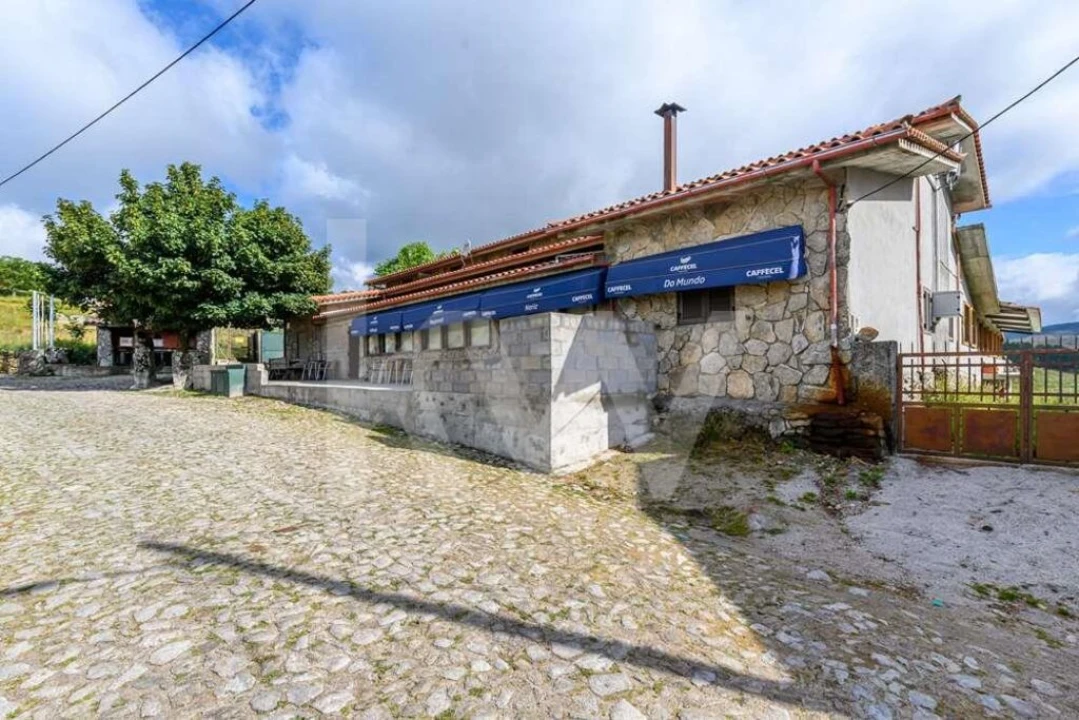 Negócio para Venda em Rio Douro Foto 7