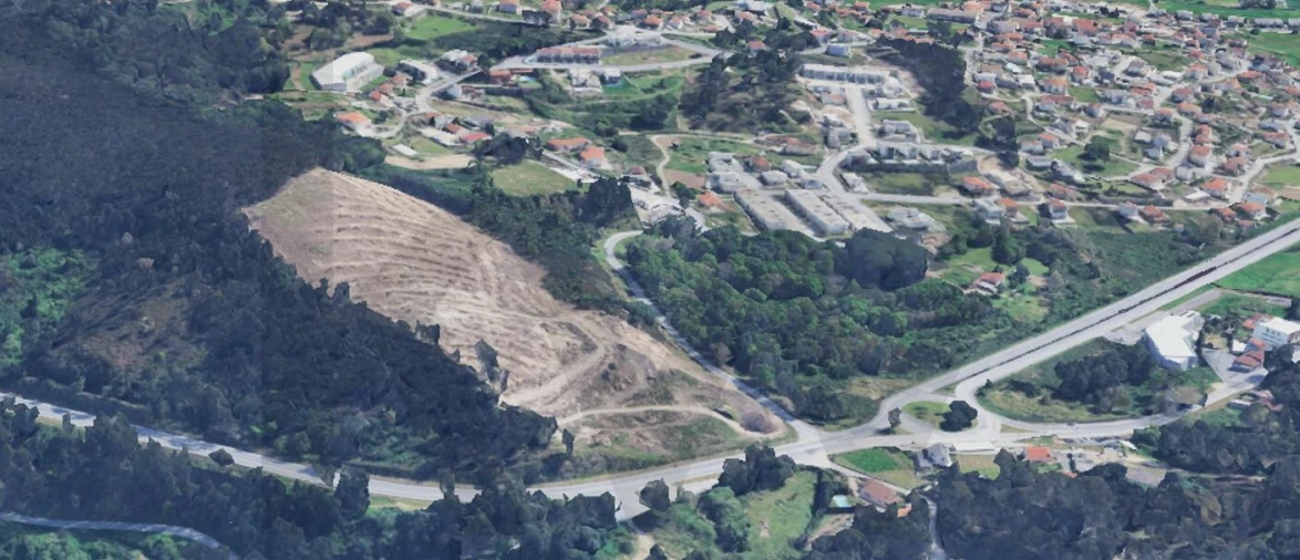 Terreno para Venda em Santa Lucrécia de Algeriz e Navarra Foto 10