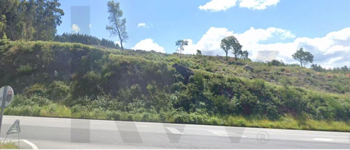 Terreno para Venda em Santa Lucrécia de Algeriz e Navarra Foto 12