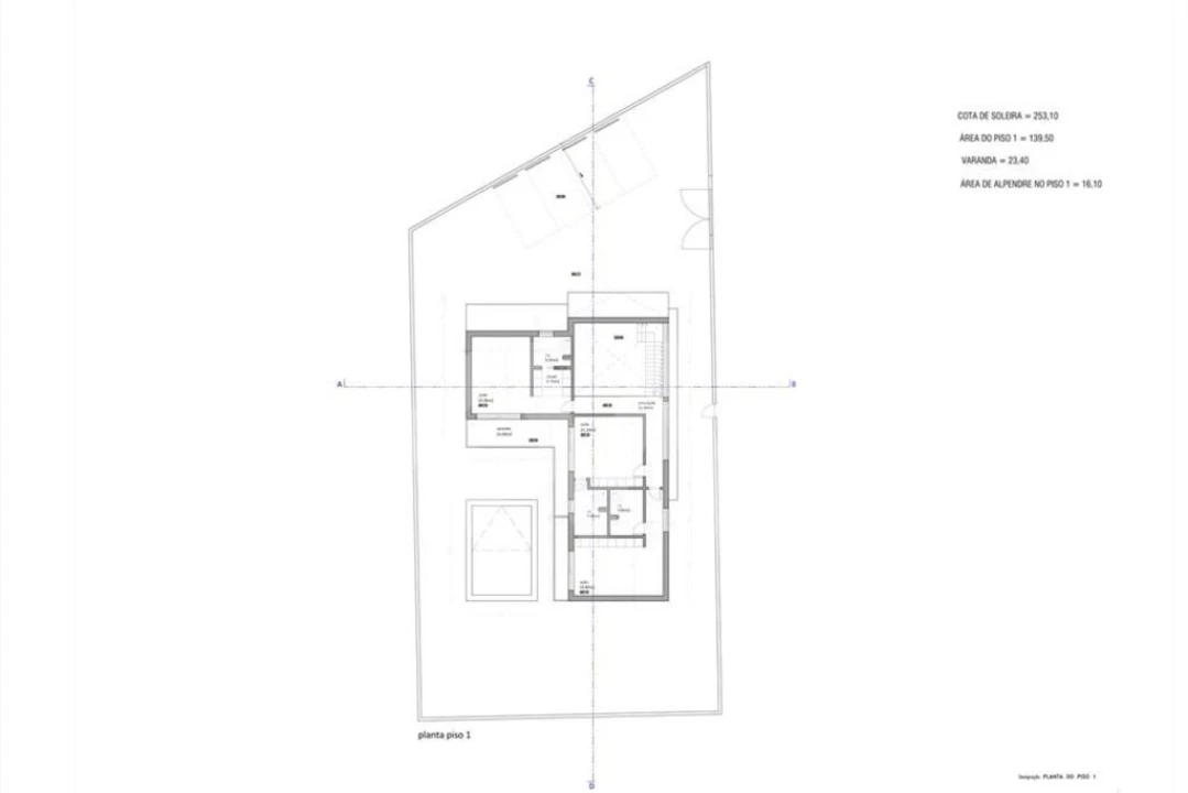 Moradia T4 para Venda em Queluz e Belas Foto 32