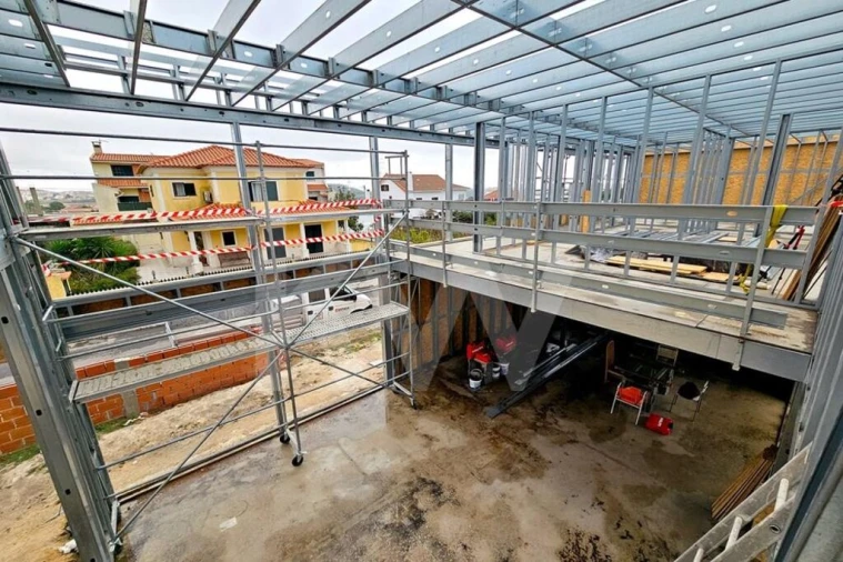 Moradia T4 para Venda em Queluz e Belas Foto 25