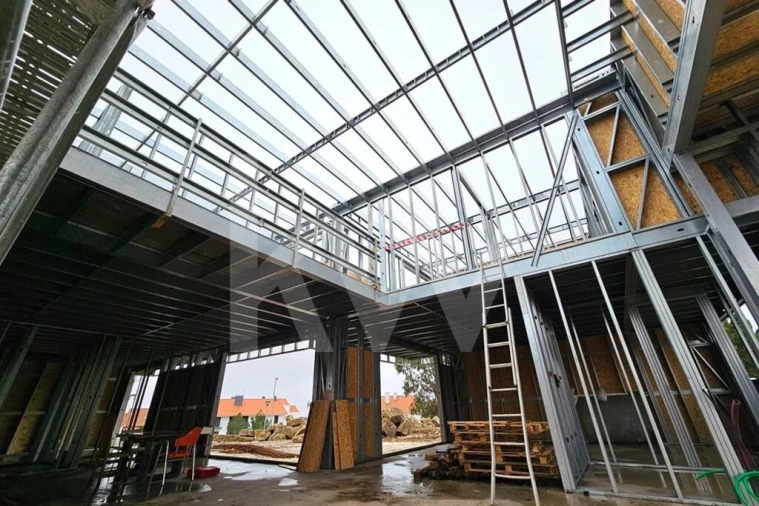 Moradia T4 para Venda em Queluz e Belas Foto 24