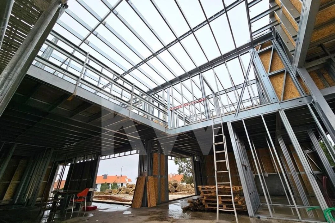 Moradia T4 para Venda em Queluz e Belas Foto 24