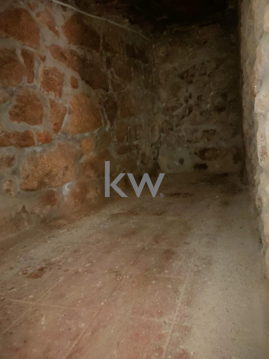 Moradia T4 para Venda em Monfortinho e Salvaterra do Extremo Foto 5