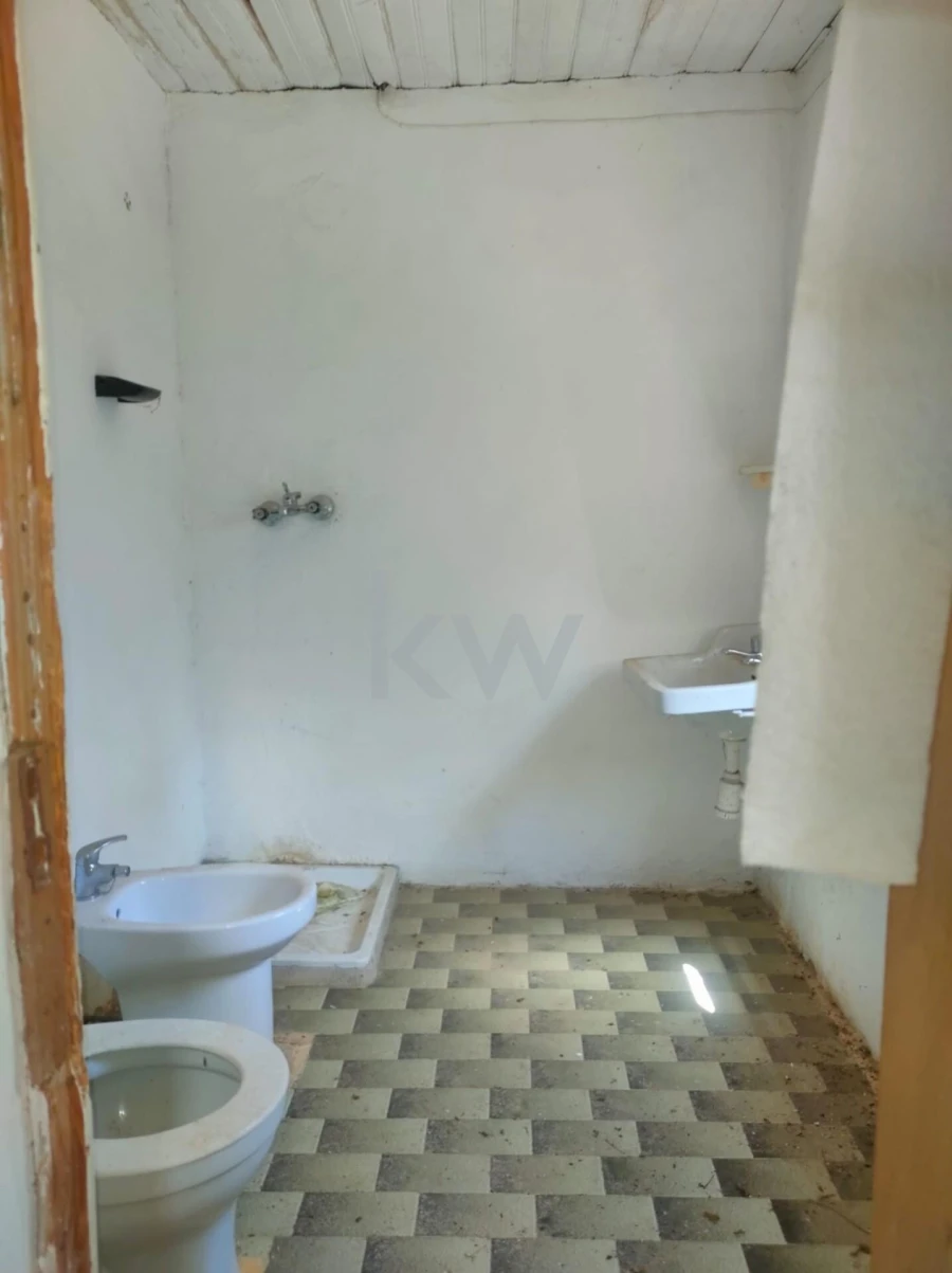 Moradia T4 para Venda em Monfortinho e Salvaterra do Extremo Foto 9