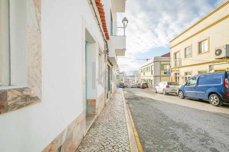 Moradia T10 para Venda em Alvor Foto 24