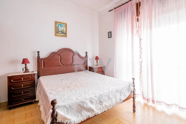 Moradia T10 para Venda em Alvor Foto 11