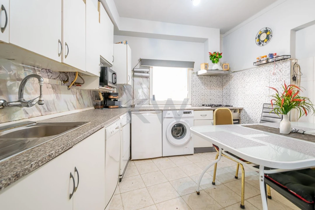 Moradia T10 para Venda em Alvor Foto 4