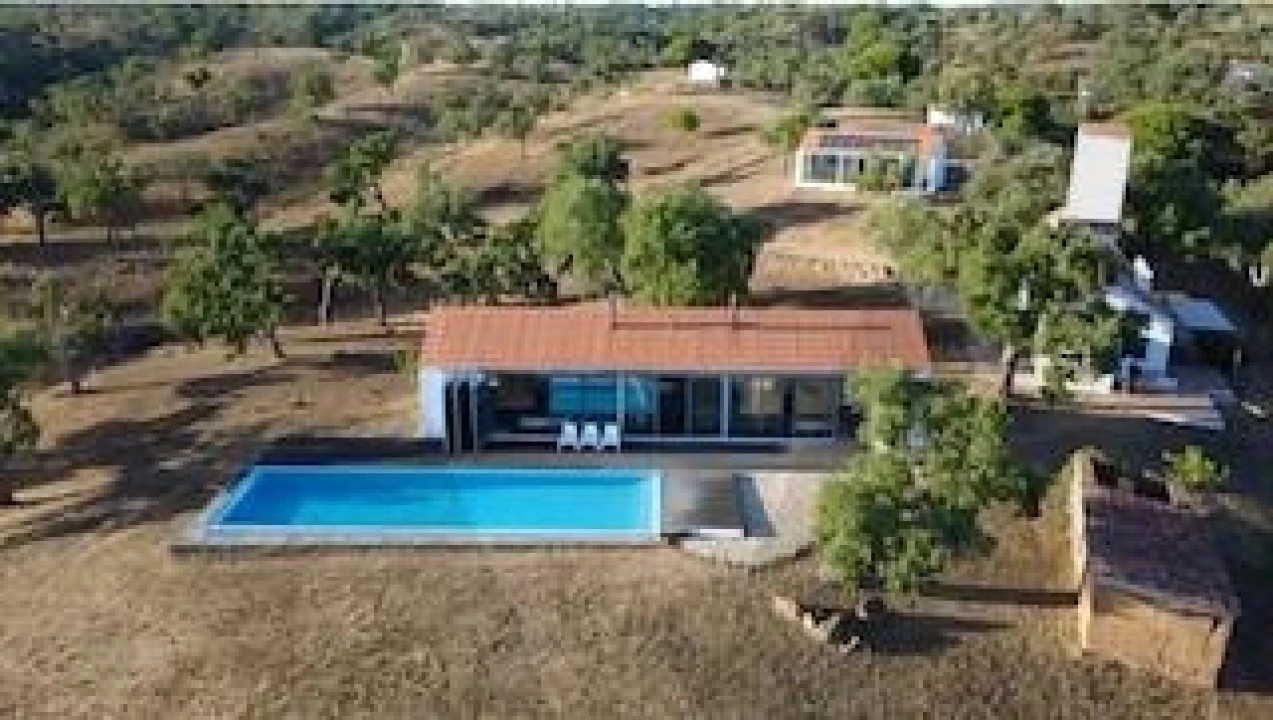 Quinta T2 para Venda em São Francisco da Serra Foto 2