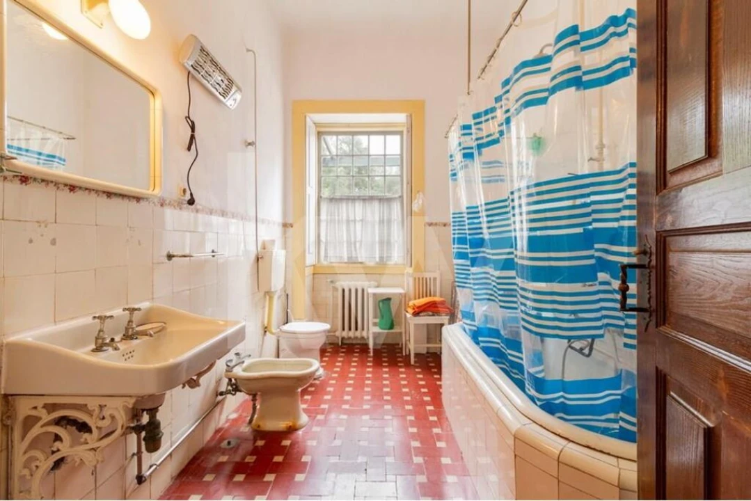 Moradia T9 para Venda em Travassô e Óis da Ribeira Foto 56