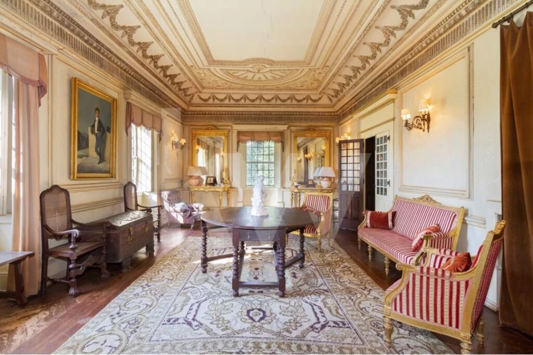 Moradia T9 para Venda em Travassô e Óis da Ribeira Foto 3