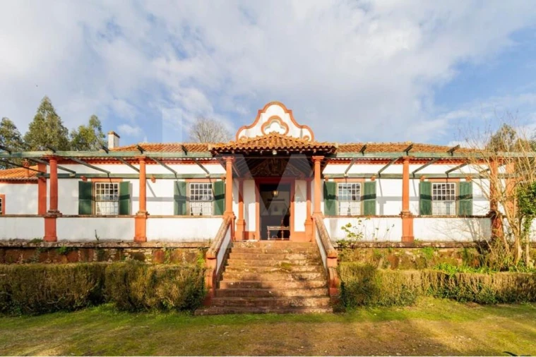 Moradia T9 para Venda em Travassô e Óis da Ribeira Foto 15