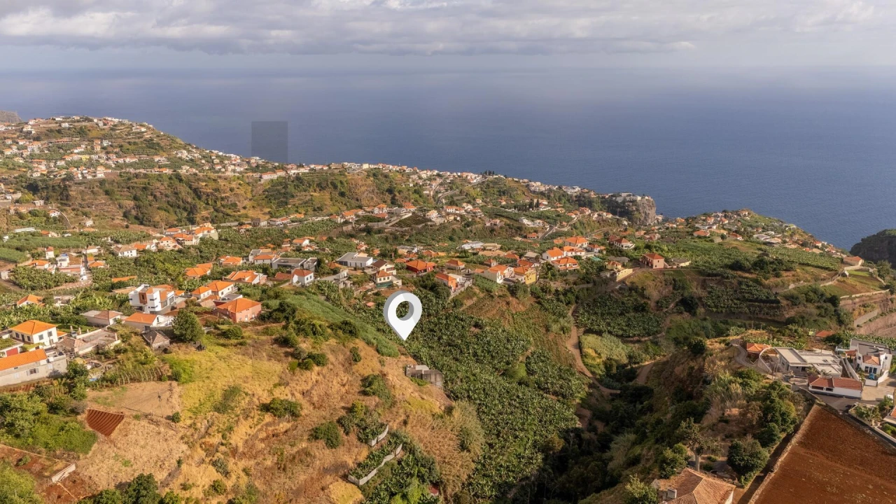 Terreno para Venda em Canhas Foto 14