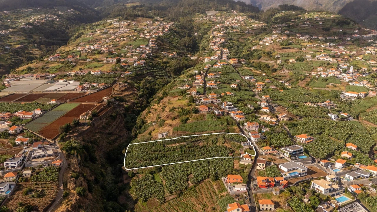 Terreno para Venda em Canhas Foto 11