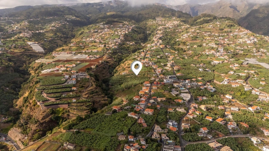 Terreno para Venda em Canhas Foto 18