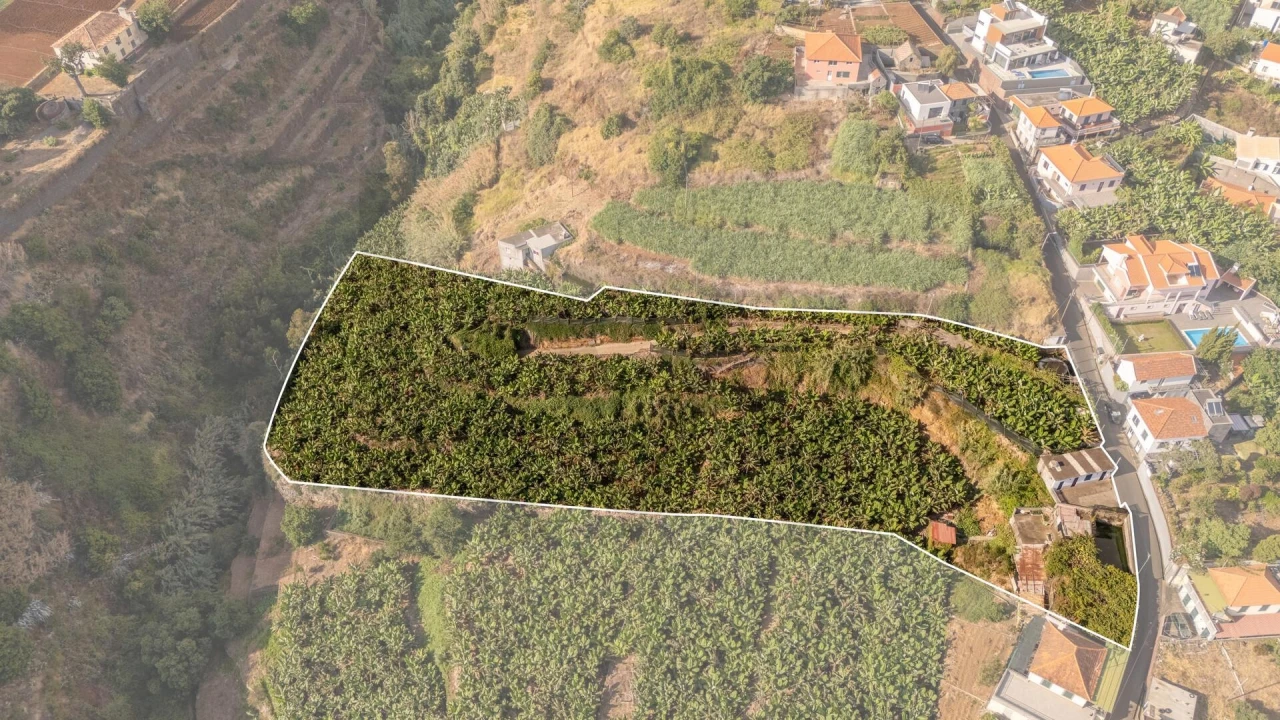 Terreno para Venda em Canhas Foto 2