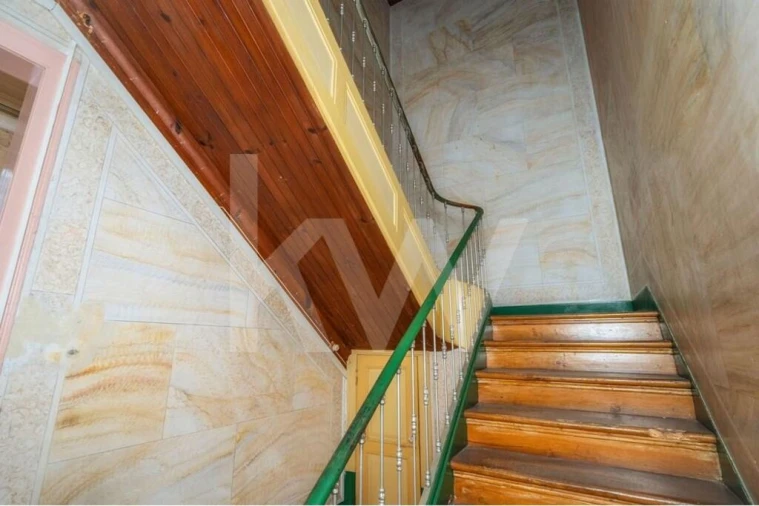 Armazém para Venda em Além da Ribeira e Pedreira Foto 72