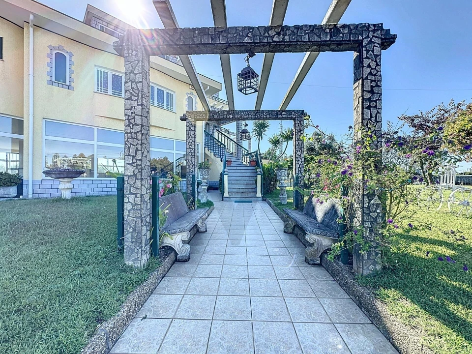 Moradia T5 para Venda em Escapães Foto 6