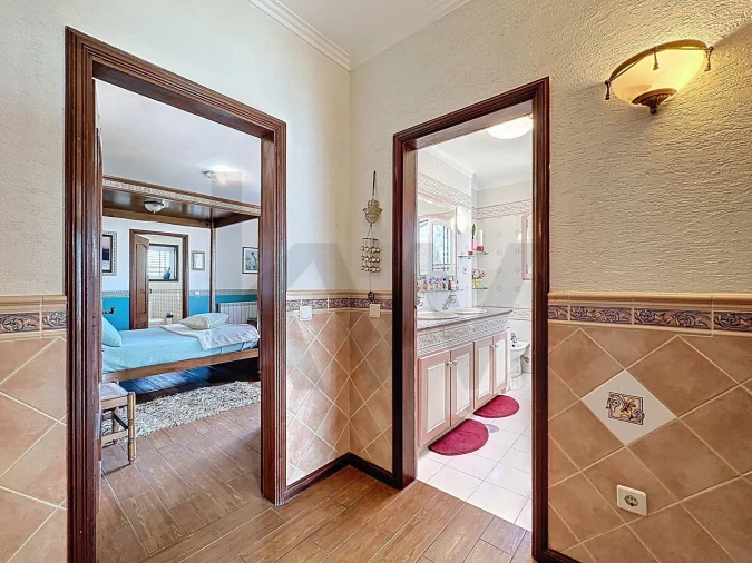 Moradia T5 para Venda em Escapães Foto 34