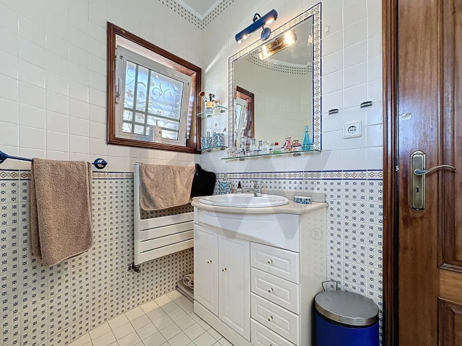 Moradia T5 para Venda em Escapães Foto 39