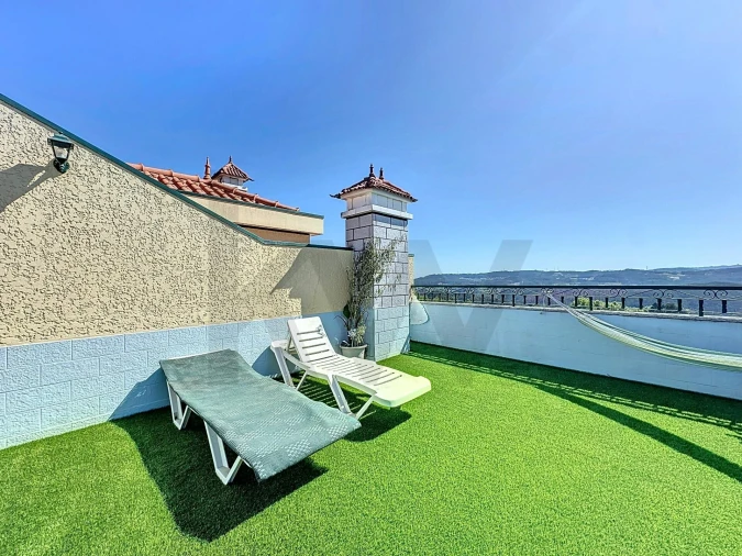 Moradia T5 para Venda em Escapães Foto 32