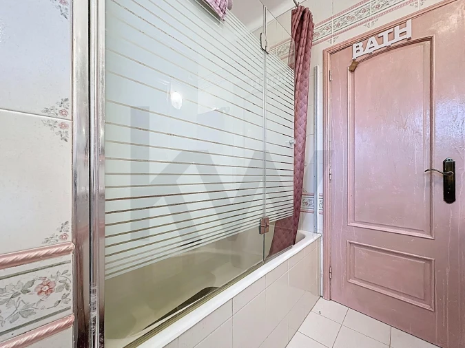 Moradia T5 para Venda em Escapães Foto 49