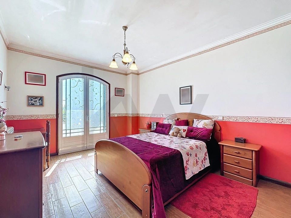 Moradia T5 para Venda em Escapães Foto 45