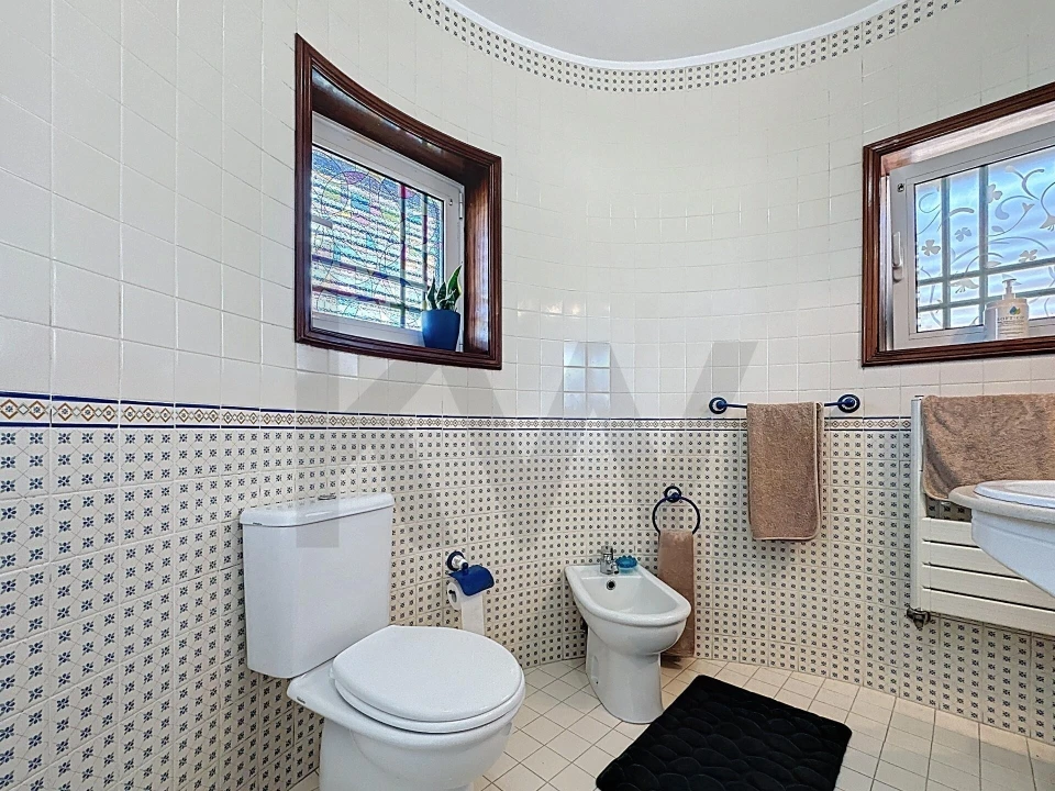 Moradia T5 para Venda em Escapães Foto 38