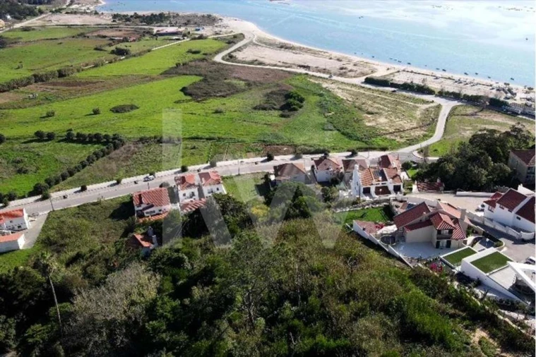 Terreno para Venda em Foz do Arelho Foto 6