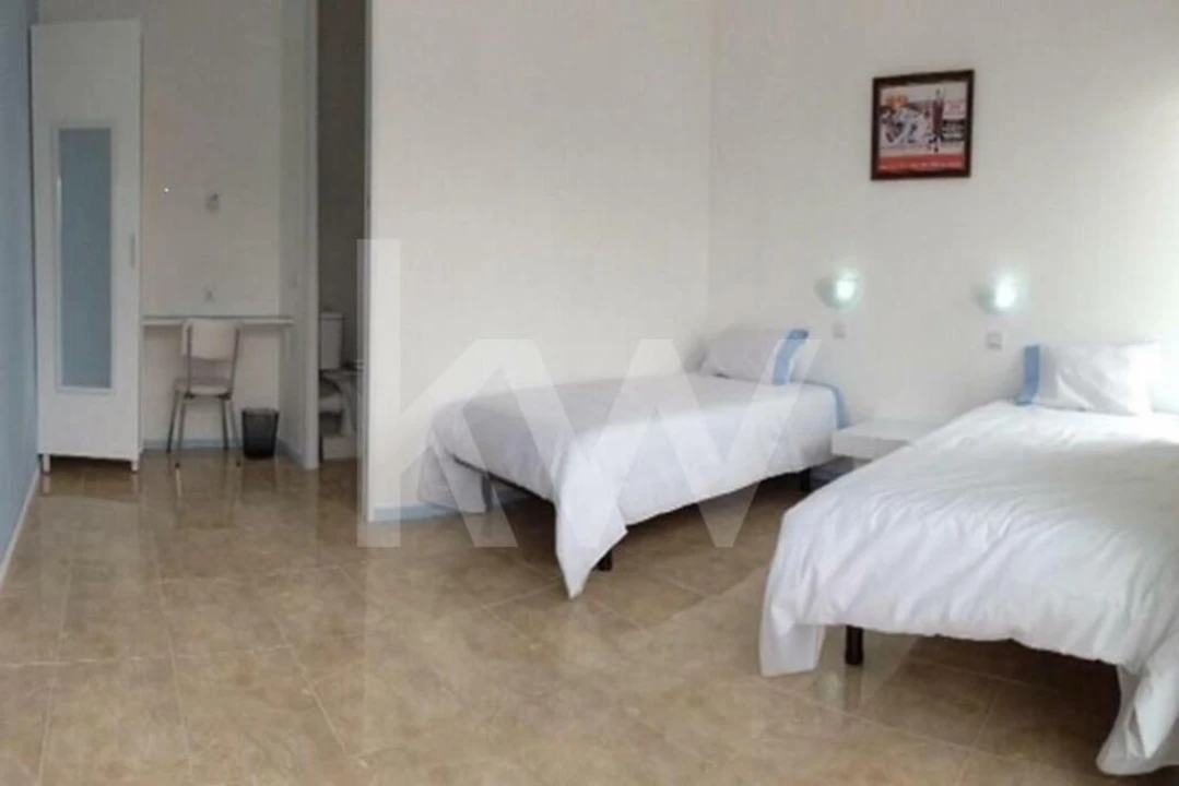 Moradia T4 para Venda em Vila Verde dos Francos Foto 13