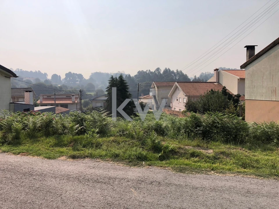 Terreno para Venda em Vila de Cucujães Foto 7