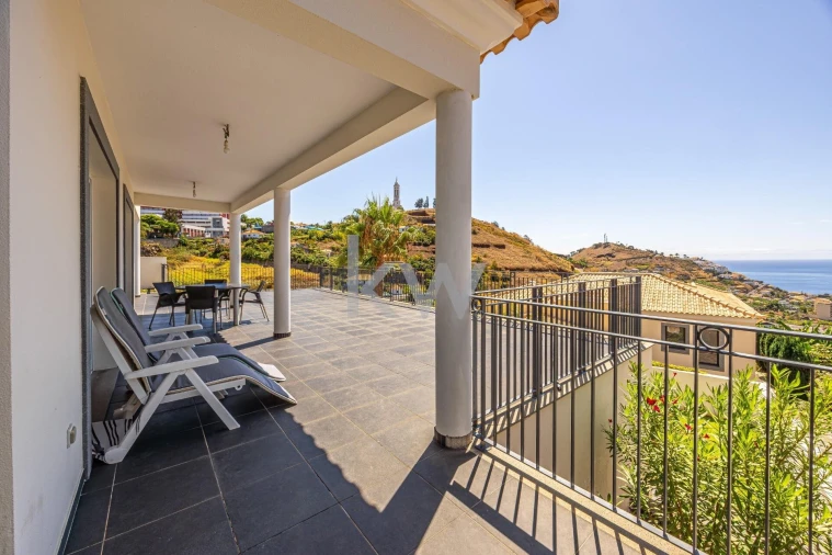 Moradia T4 para Venda em São Martinho Foto 14