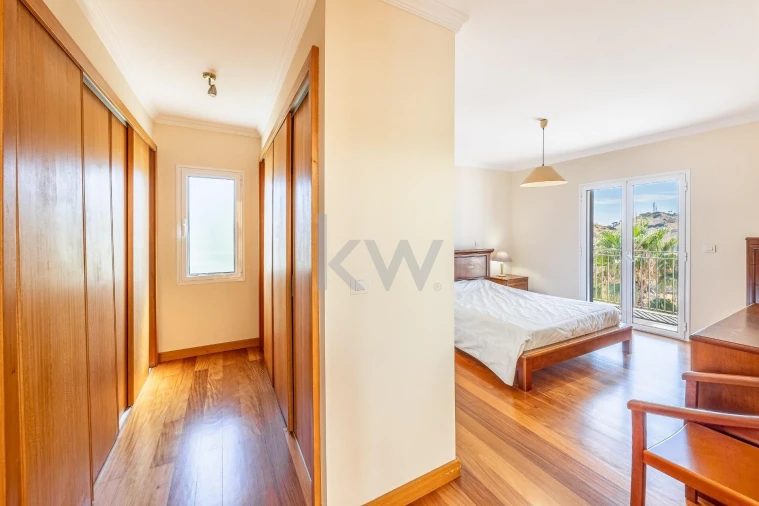 Moradia T4 para Venda em São Martinho Foto 5