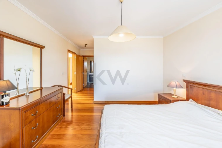 Moradia T4 para Venda em São Martinho Foto 37