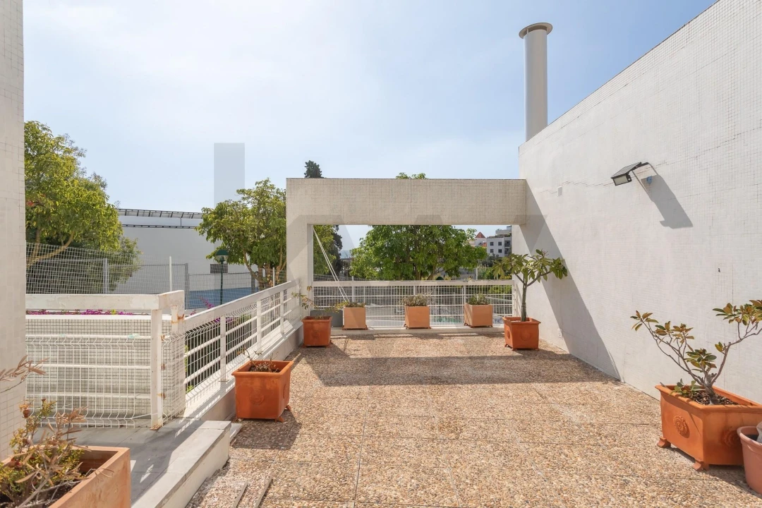 Apartamento T3 para Venda em Algés, Linda-A-Velha e Cruz Quebrada-Dafundo Foto 27