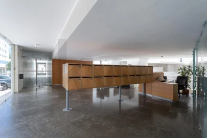 Apartamento T3 para Venda em Algés, Linda-A-Velha e Cruz Quebrada-Dafundo